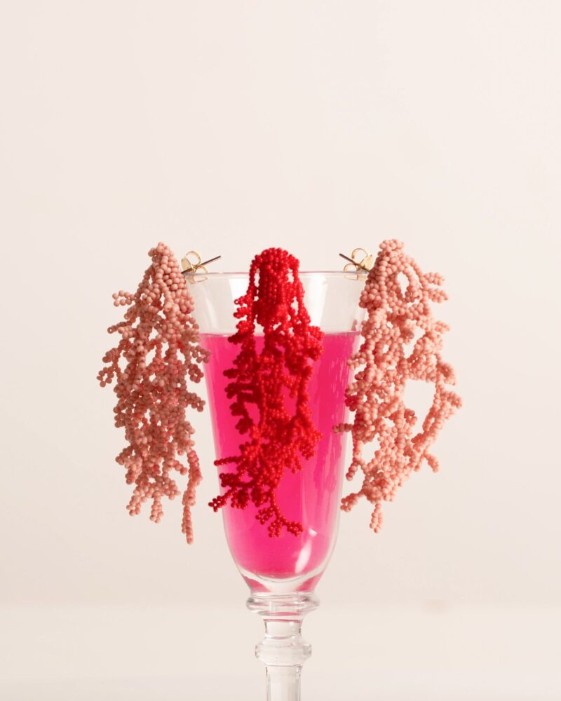 Brinco Alga Rosê - Brinco de Miçanga em Formato de Coral e Alga - Imagem 3