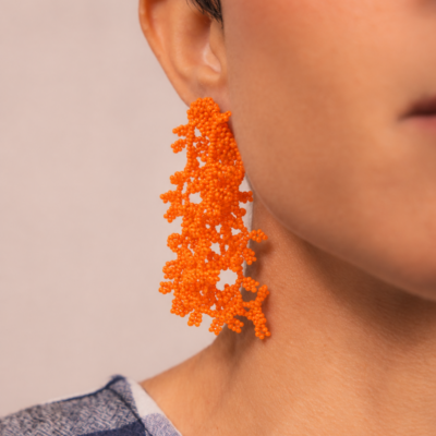 Brinco Alga Laranja - Brinco de Miçanga em Formato de Coral e Alga