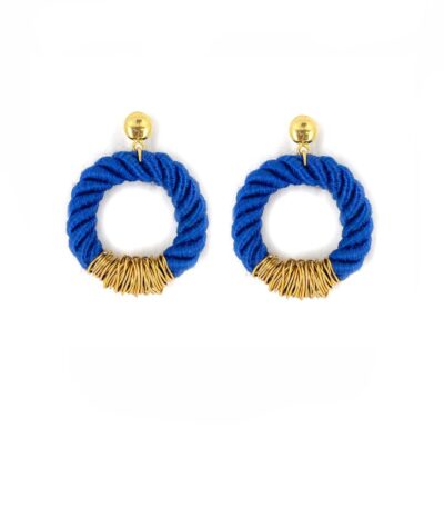 Brinco Corda Azul Royal - brinco argola de corda e metal dourado