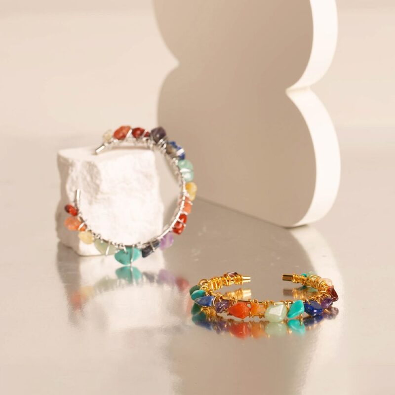 Pulseira Chakra Prata - pulseira prateada com pedras naturais coloridas - Imagem 3