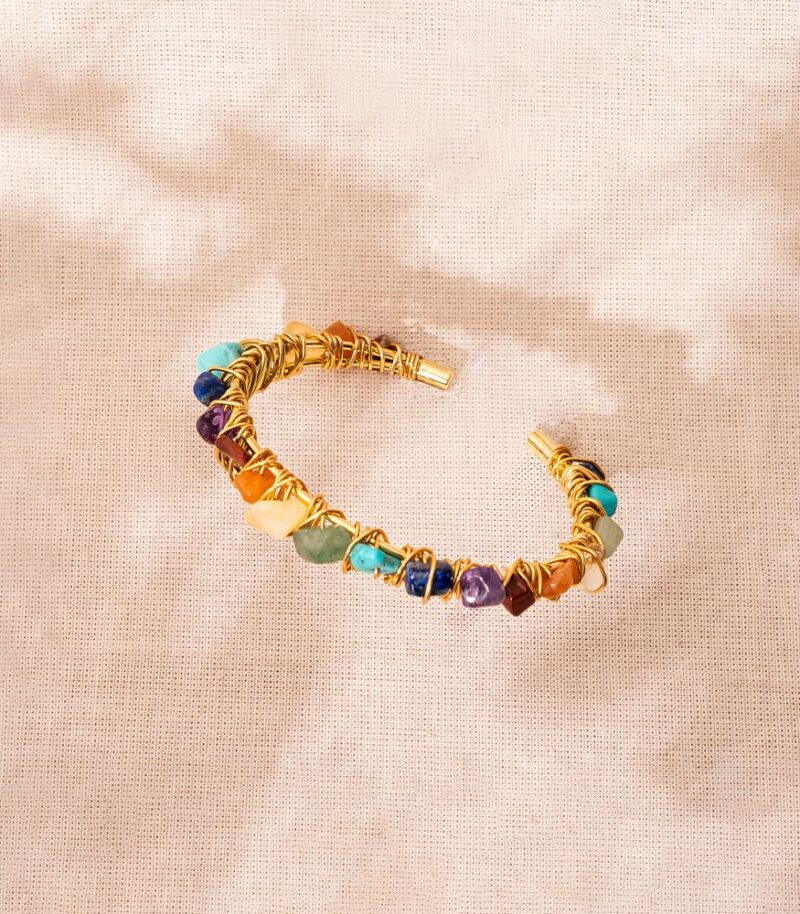 Pulseira Chakra Ouro - pulseira dourada com pedras naturais coloridas - Imagem 4