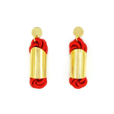 Brinco Rigatoni al Pomodoro - Brinco em tubo de metal dourado rigatoni e corda vermelha