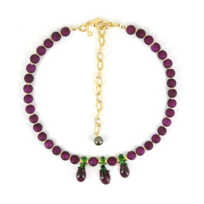 Colar Melanzane - Colar com berinjelas de vidro, bolas roxas e metal dourado