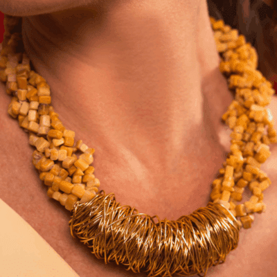 Alternative view of Colar Destino Amarelo – colar com cascalho calcita amarela