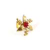 Anel Aurora Rubra – anel em metal dourado com flor metálica e miçangas cereja
