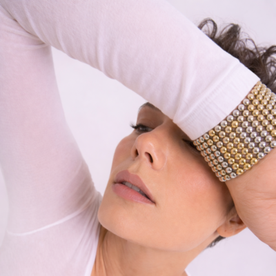 Alternative view of Pulseira Flare – metal dourado e prata